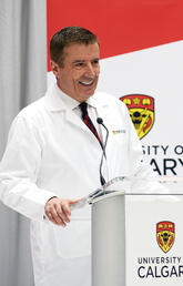 Geoff Cumming speaks at the June 2014 announcement of his historic $100 million gift to the University of Calgary's medical school. 